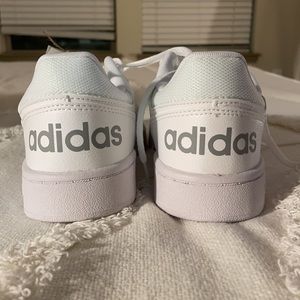 Adidas Hoops 2.0 Women’s